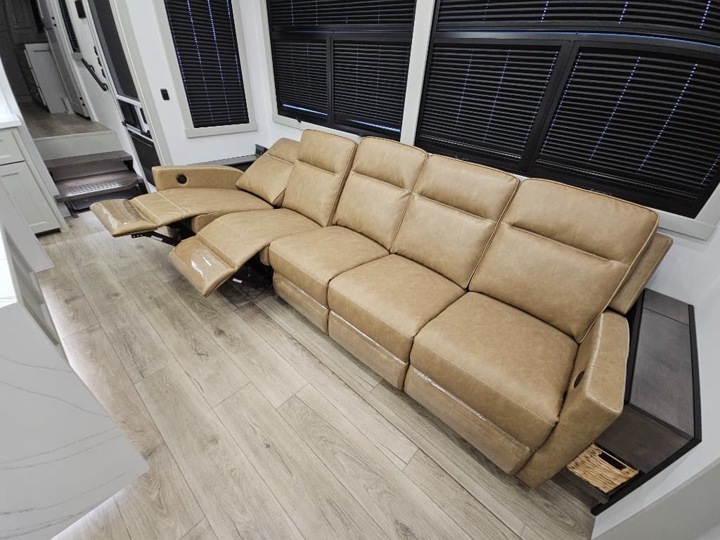 2025 Brinkley RV 2025 Brinkley RV Model G - thumbnail 15