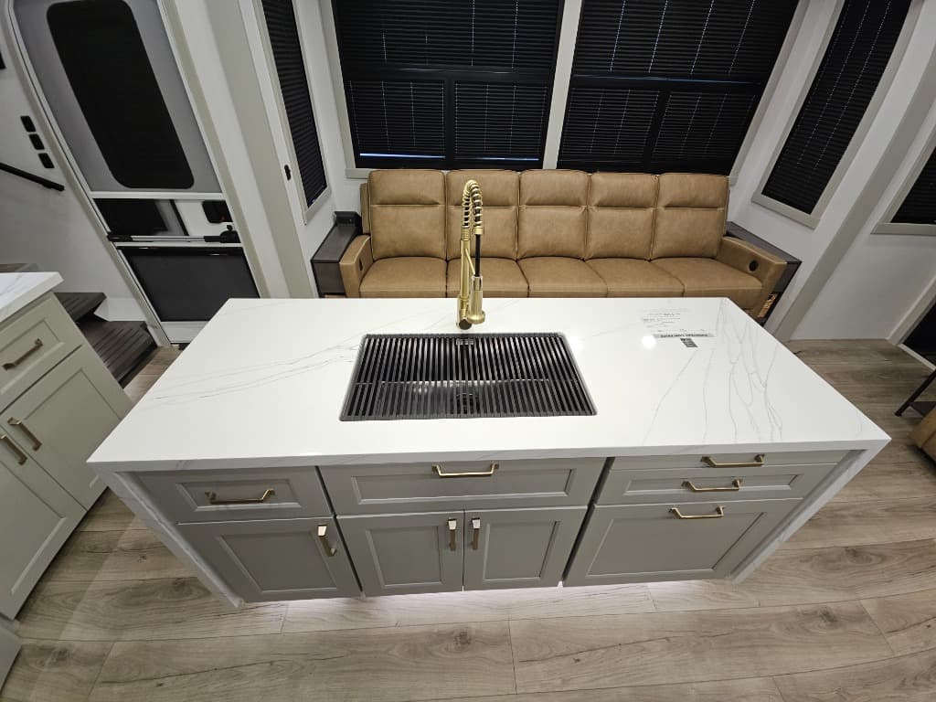 2025 Brinkley RV 2025 Brinkley RV Model G - thumbnail 24