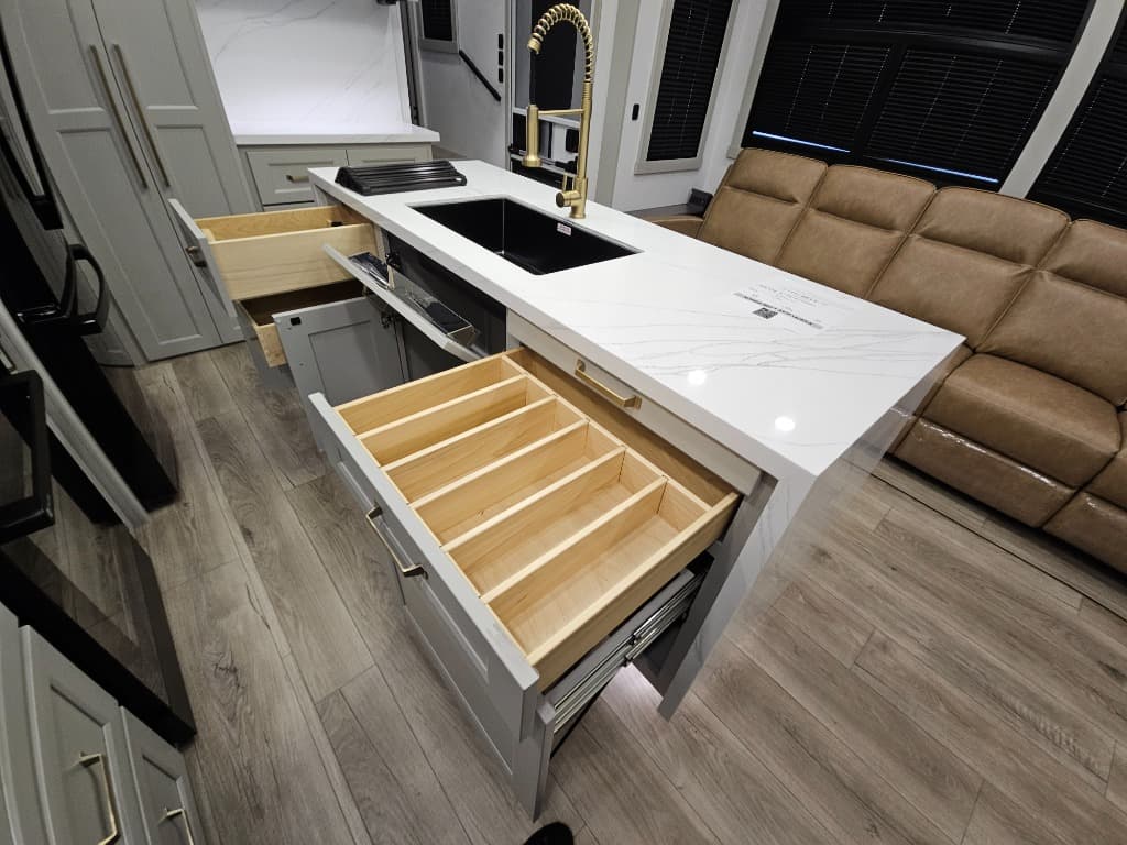 2025 Brinkley RV 2025 Brinkley RV Model G - thumbnail 27