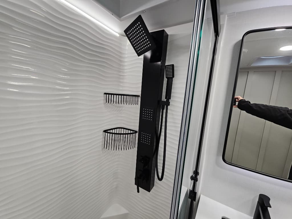 2025 Brinkley RV 2025 Brinkley RV Model G - thumbnail 51