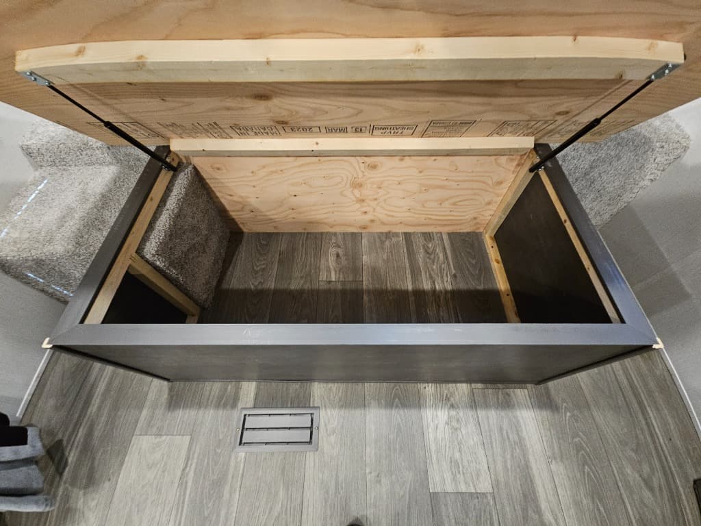 2024 Keystone RV 2024 Keystone RV Cougar Half-Ton - thumbnail 10