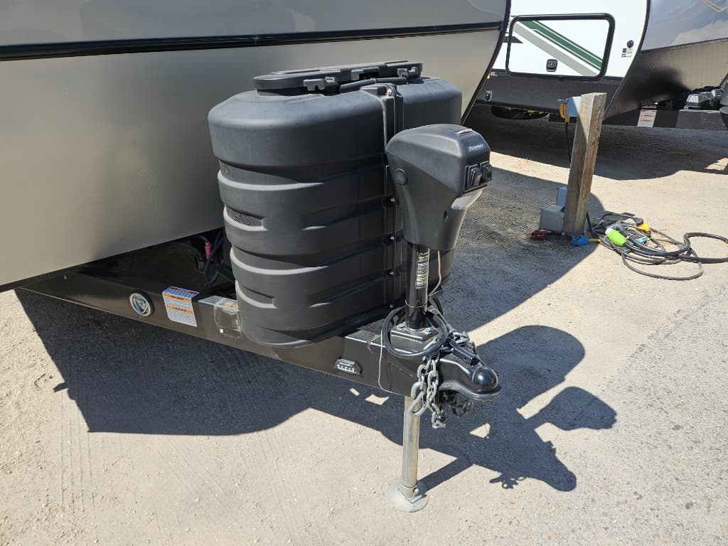 2024 Keystone RV 2024 Keystone RV Cougar Half-Ton - thumbnail 40