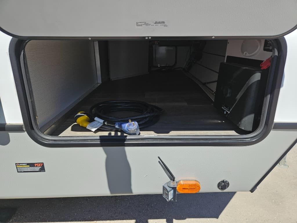 2024 Keystone RV 2024 Keystone RV Cougar Half-Ton - thumbnail 43