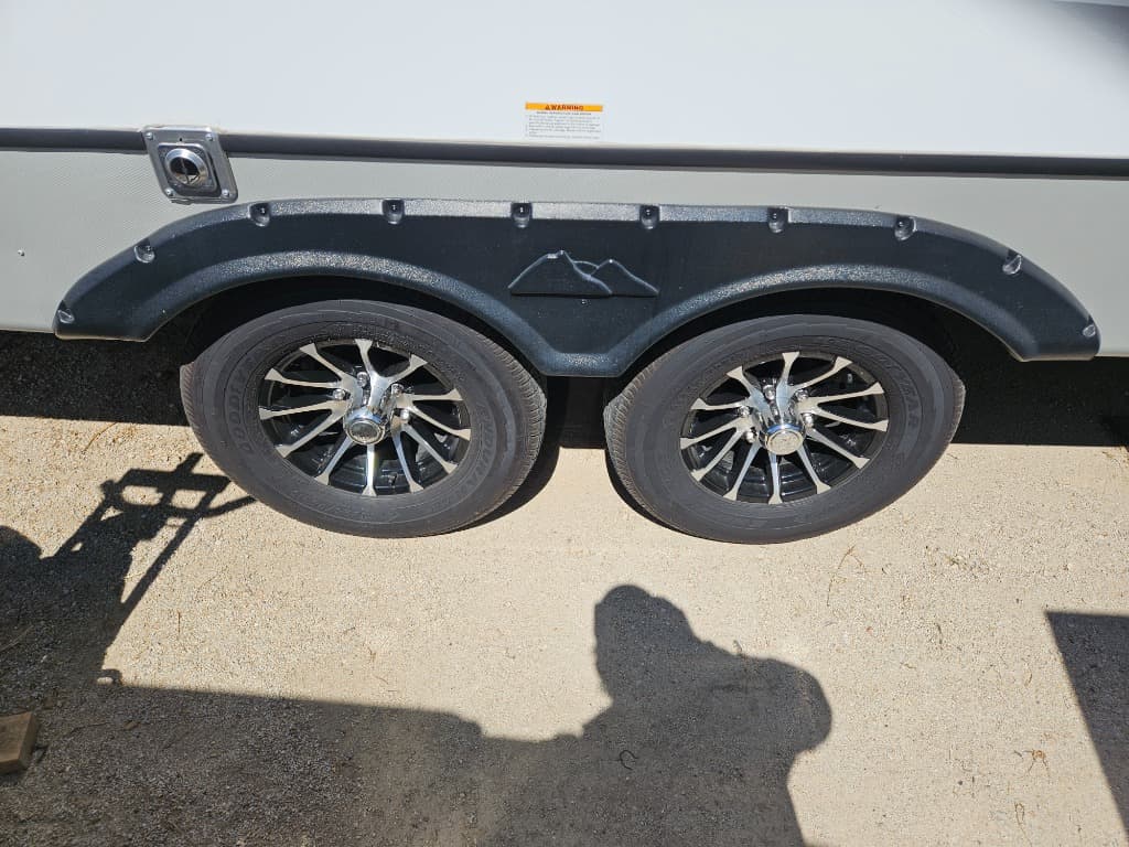 2024 Keystone RV 2024 Keystone RV Cougar Half-Ton - thumbnail 46