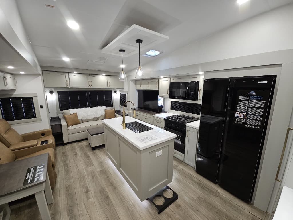 2026 Brinkley RV 2026 Brinkley RV Model Z - thumbnail 8