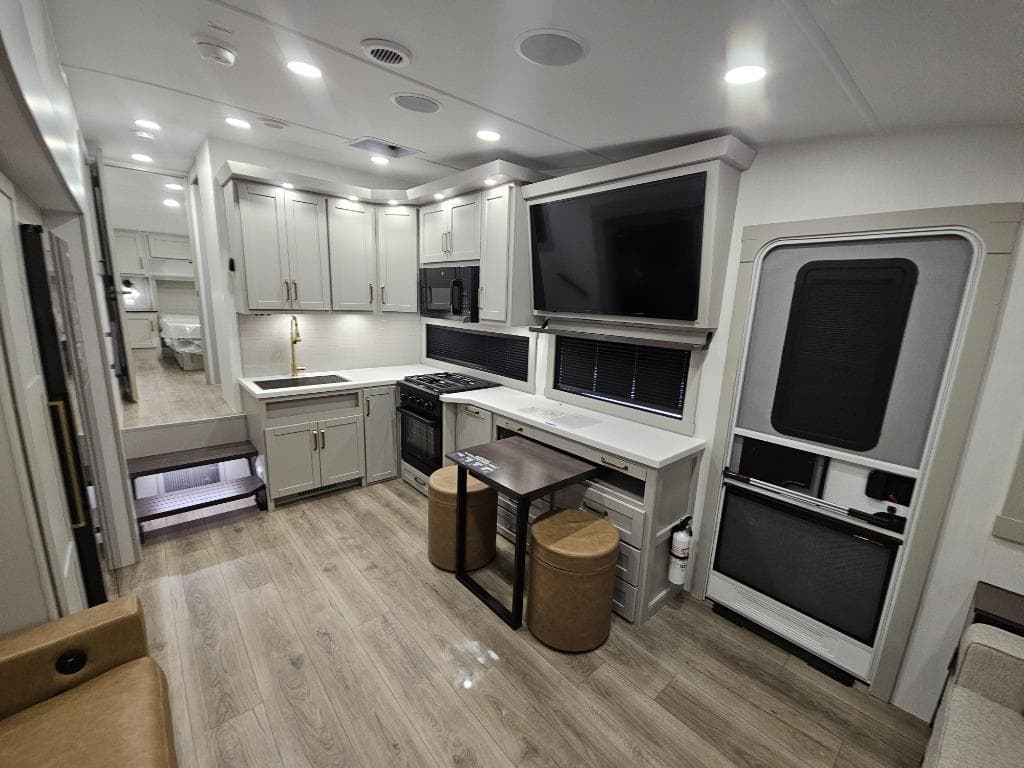 2026 Brinkley RV 2026 Brinkley RV Model Z - thumbnail 22