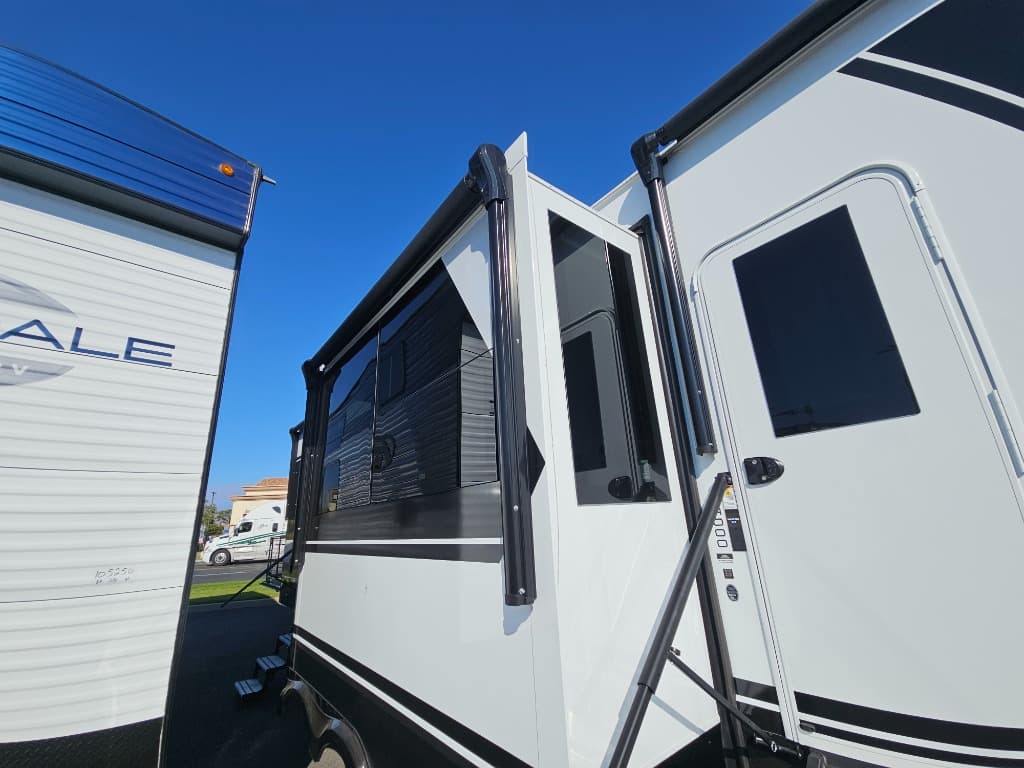 2026 Brinkley RV 2026 Brinkley RV Model G - thumbnail 23