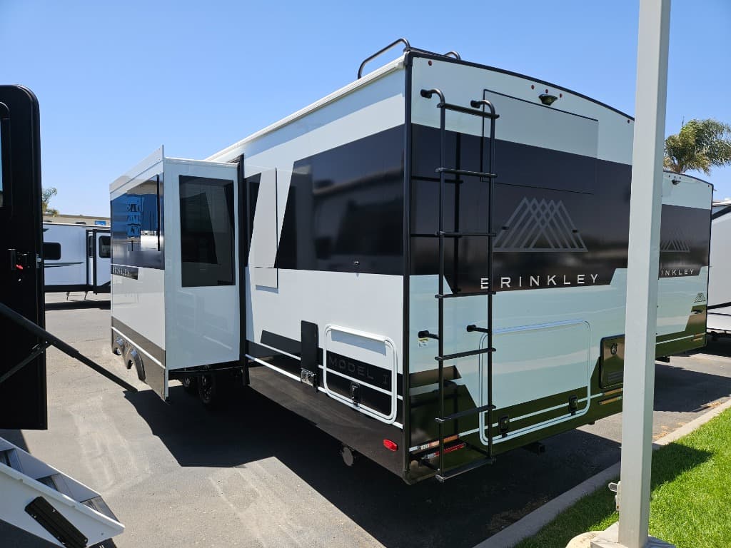 2026 Brinkley RV 2026 Brinkley RV Model I - thumbnail 5