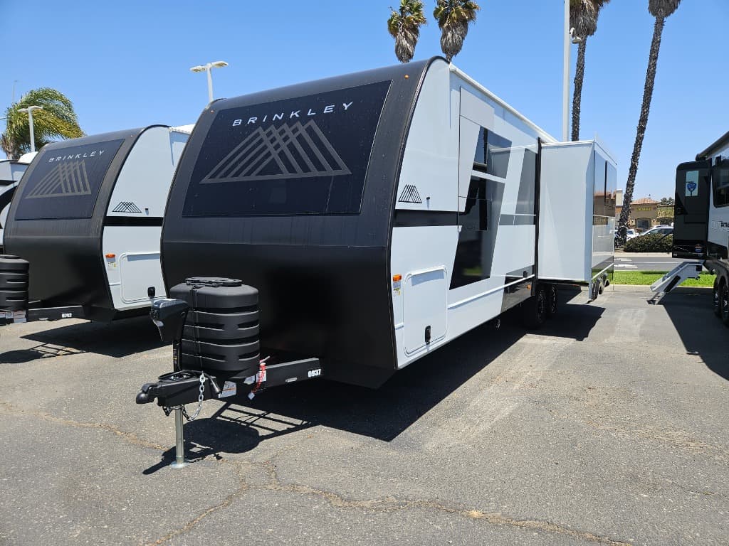 2026 Brinkley RV 2026 Brinkley RV Model I - thumbnail 6