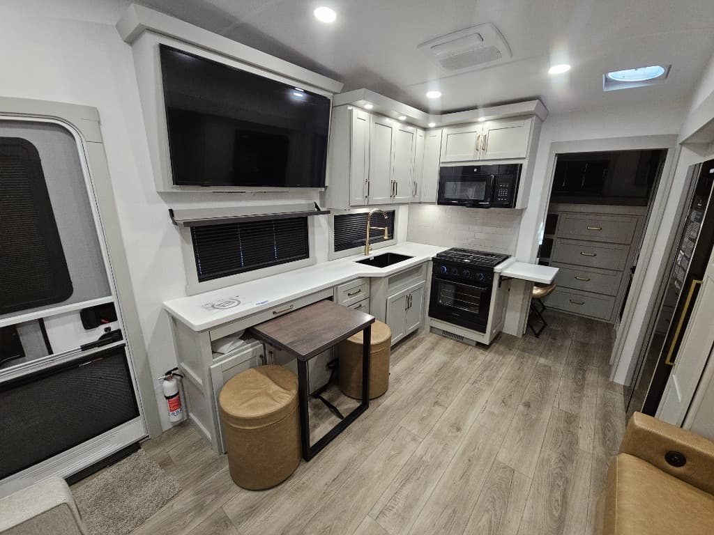 2026 Brinkley RV 2026 Brinkley RV Model Z - thumbnail 16