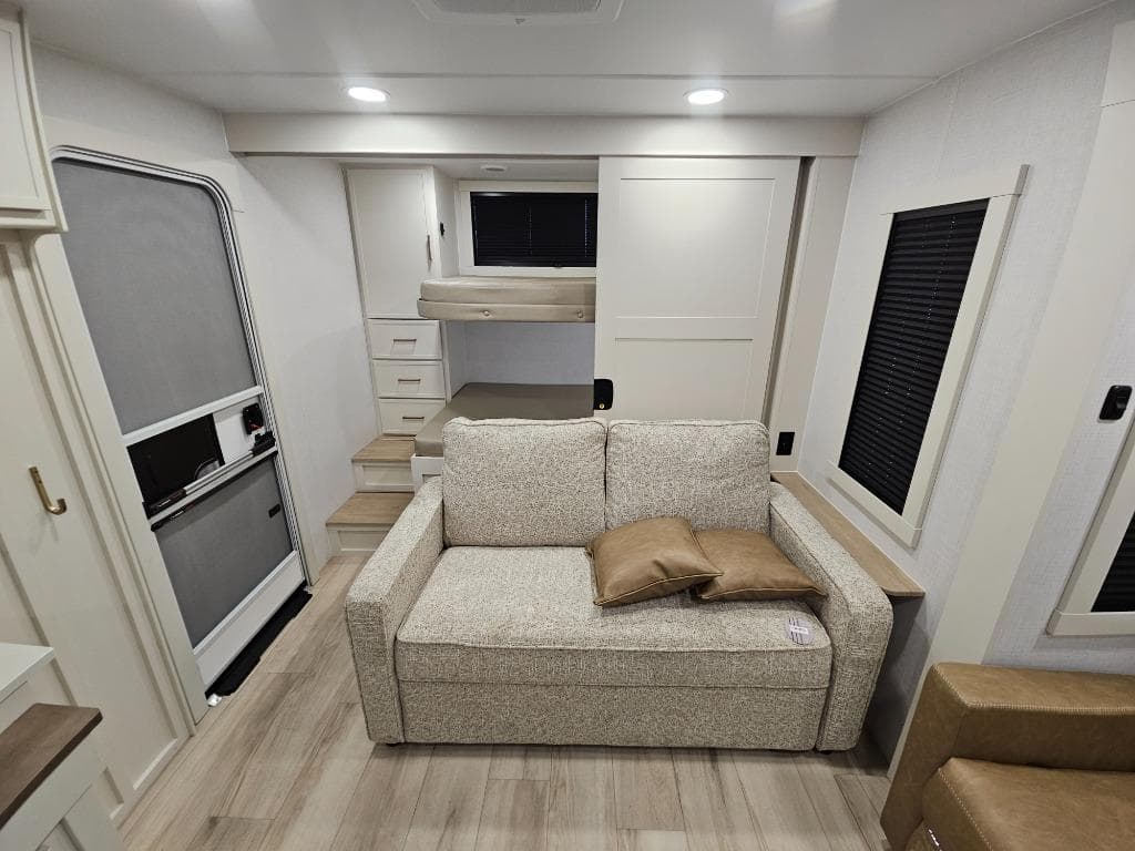 2026 Brinkley RV 2026 Brinkley RV Model I - thumbnail 9