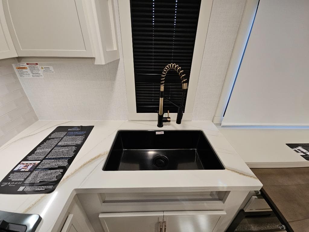 2026 Brinkley RV 2026 Brinkley RV Model I - thumbnail 22