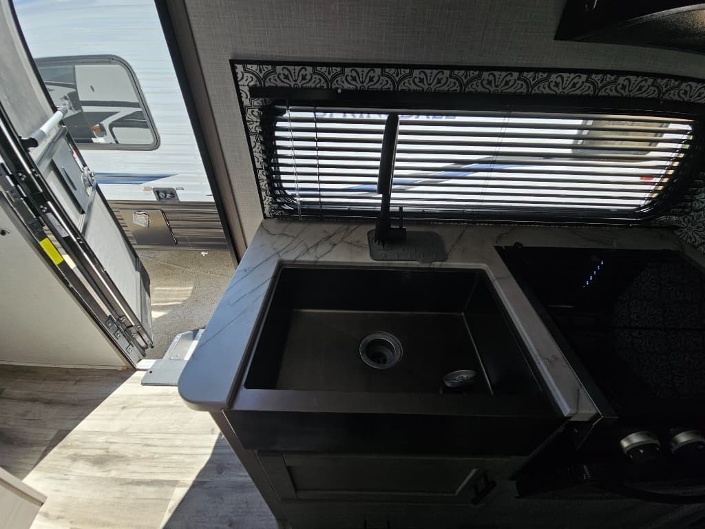 2023 Dutchmen 2023 Dutchmen Coleman Light - thumbnail 25