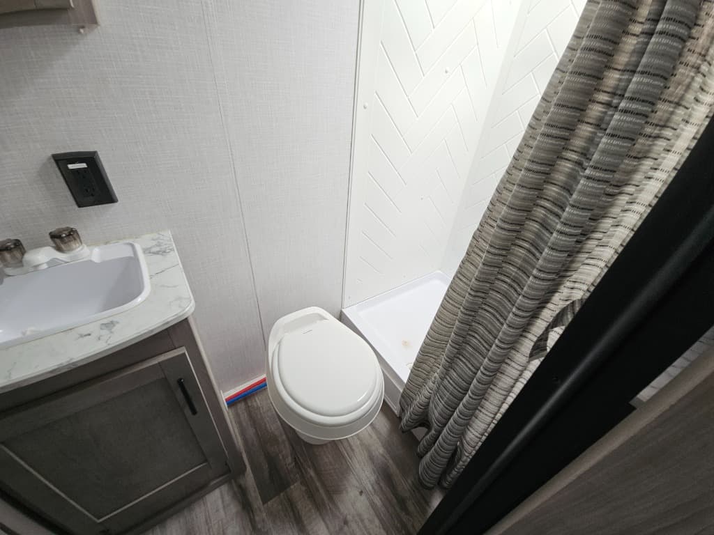 2023 Dutchmen 2023 Dutchmen Coleman Light - thumbnail 28