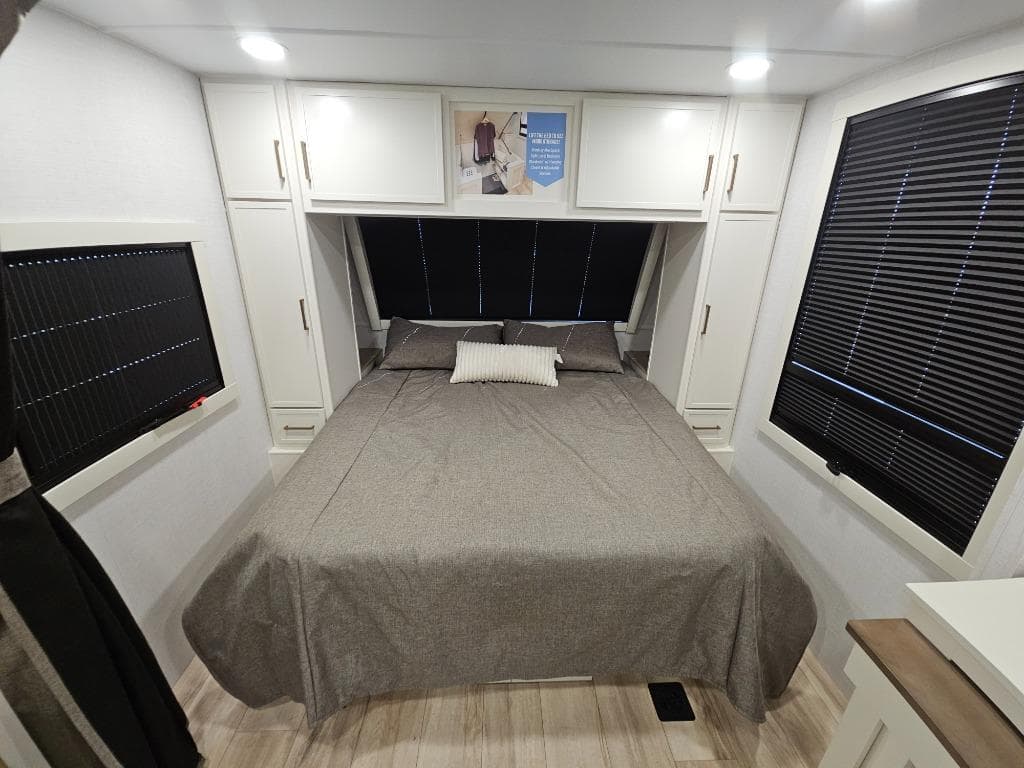 2026 Brinkley RV 2026 Brinkley RV Model I - thumbnail 11