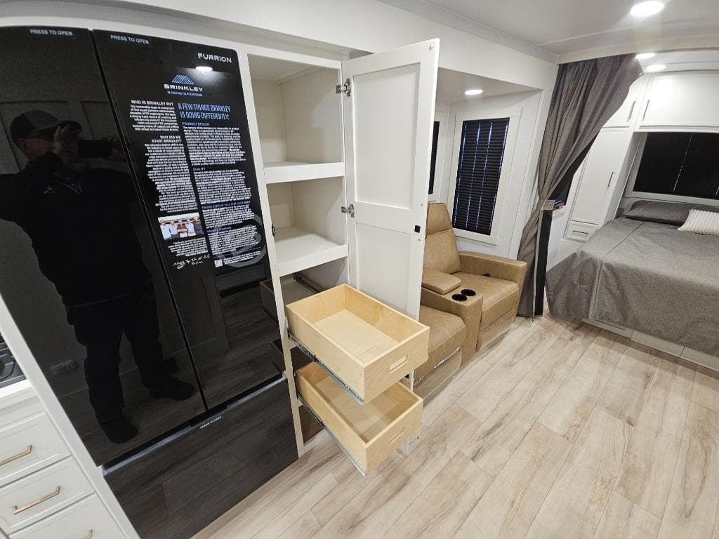 2026 Brinkley RV 2026 Brinkley RV Model I - thumbnail 22