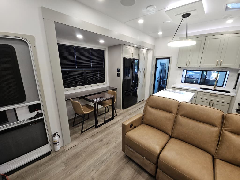 2026 Brinkley RV 2026 Brinkley RV Model G - thumbnail 9