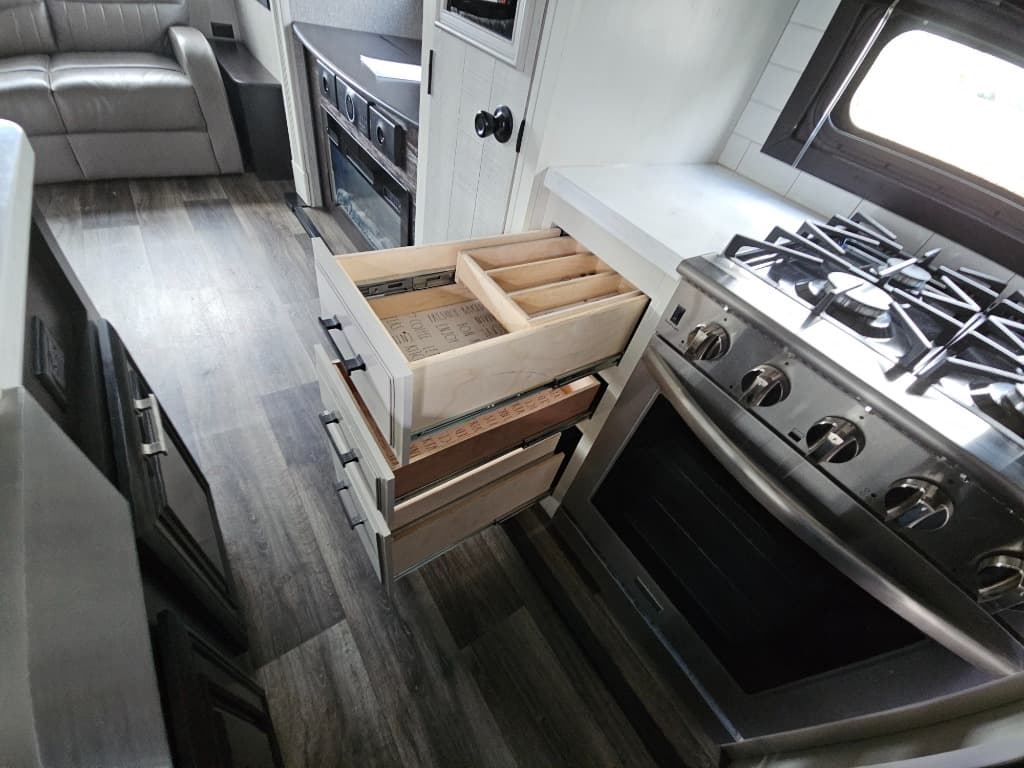 2022 Jayco 2022 Jayco Pinnacle - thumbnail 25