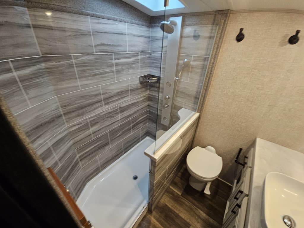 2022 Jayco 2022 Jayco Pinnacle - thumbnail 32