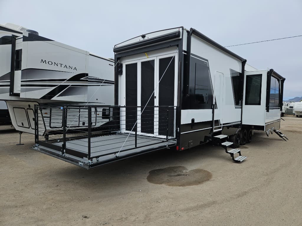 2026 Brinkley RV 2026 Brinkley RV Model G - thumbnail 3