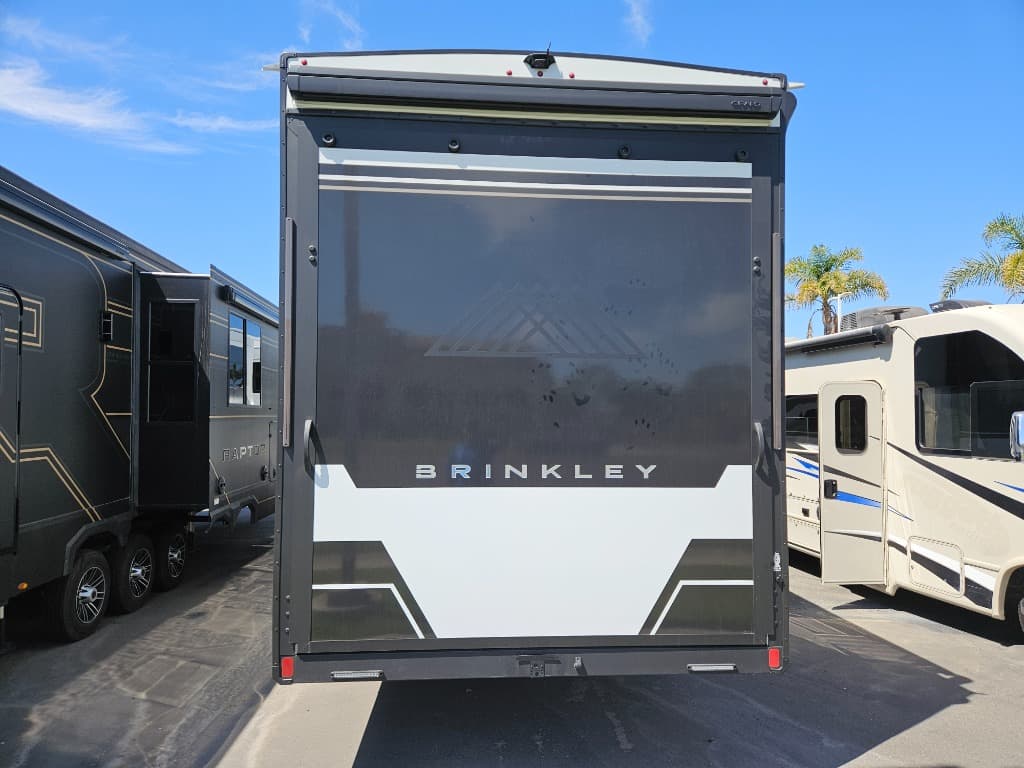 2026 Brinkley RV 2026 Brinkley RV Model G - thumbnail 4
