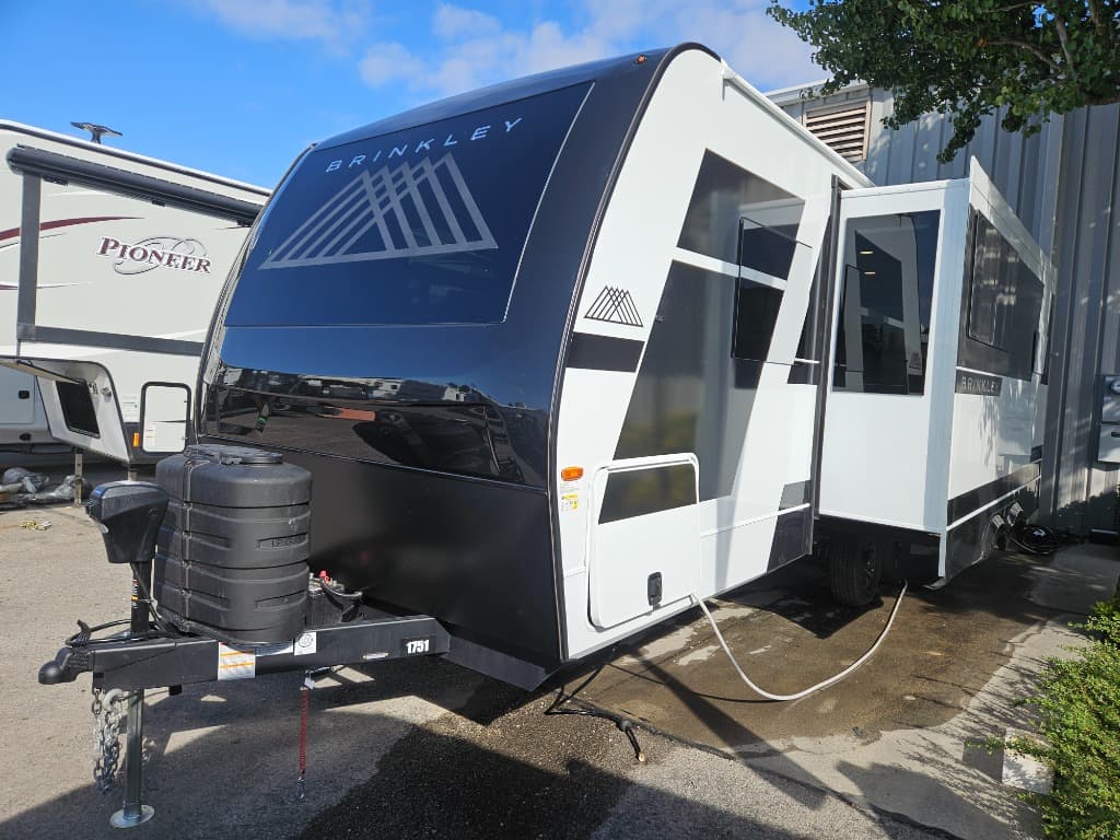 2026 Brinkley RV 2026 Brinkley RV Model I - thumbnail 5