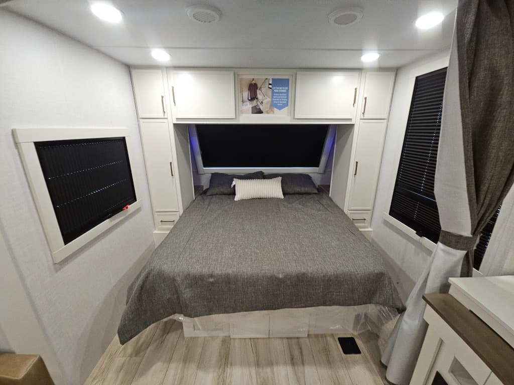 2026 Brinkley RV 2026 Brinkley RV Model I - thumbnail 10