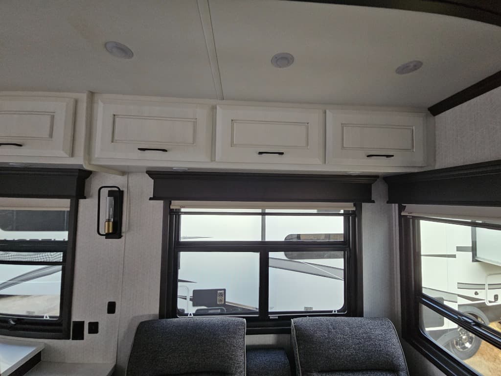 2023 DRV 2023 DRV Mobile Suites MS - thumbnail 15