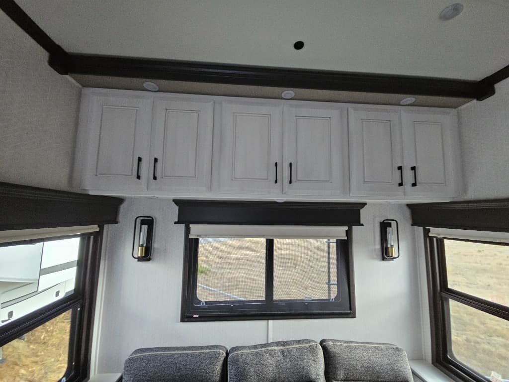 2023 DRV 2023 DRV Mobile Suites MS - thumbnail 18