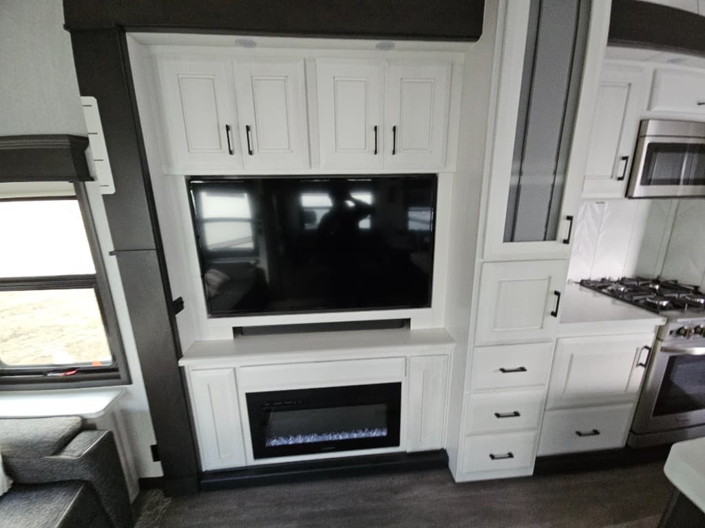 2023 DRV 2023 DRV Mobile Suites MS - thumbnail 20