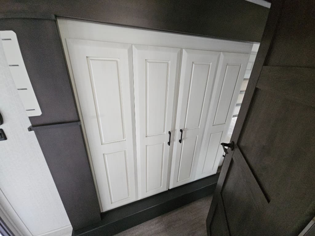 2023 DRV 2023 DRV Mobile Suites MS - thumbnail 40