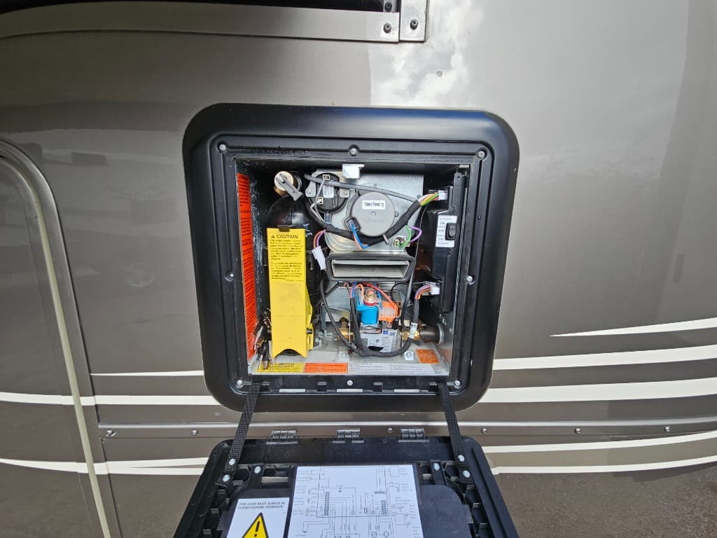 2023 DRV 2023 DRV Mobile Suites MS - thumbnail 58