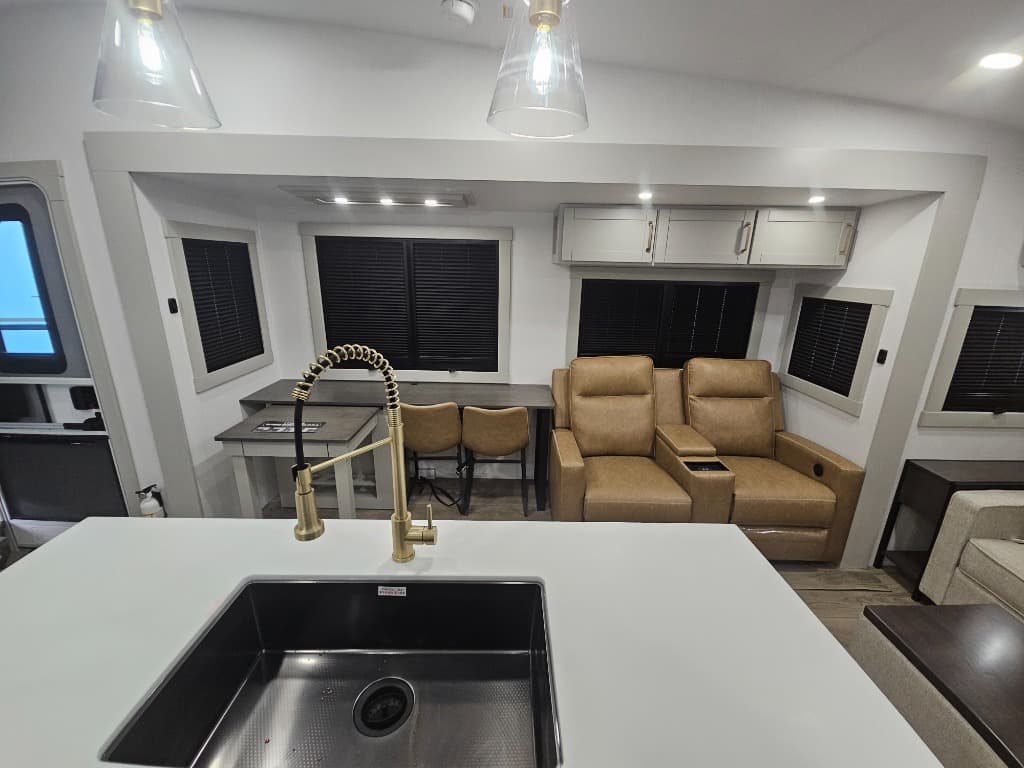 2026 Brinkley RV 2026 Brinkley RV Model Z - thumbnail 11