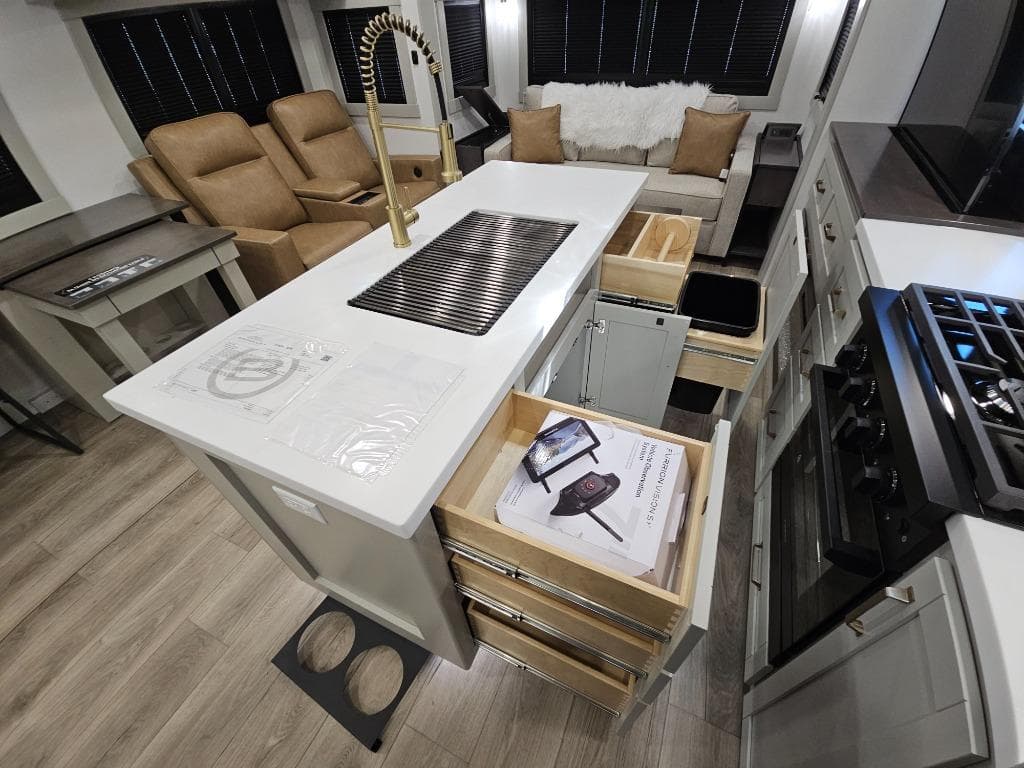 2026 Brinkley RV 2026 Brinkley RV Model Z - thumbnail 33