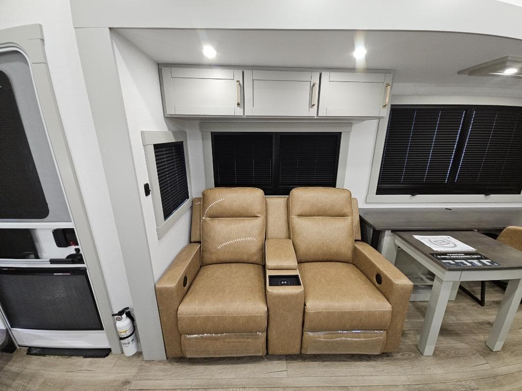 2026 Brinkley RV 2026 Brinkley RV Model Z - thumbnail 10