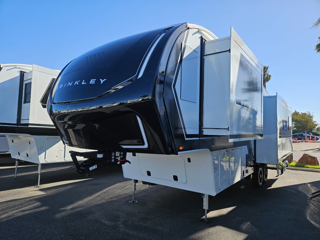 2026 Brinkley RV 2026 Brinkley RV Model Z - thumbnail 6