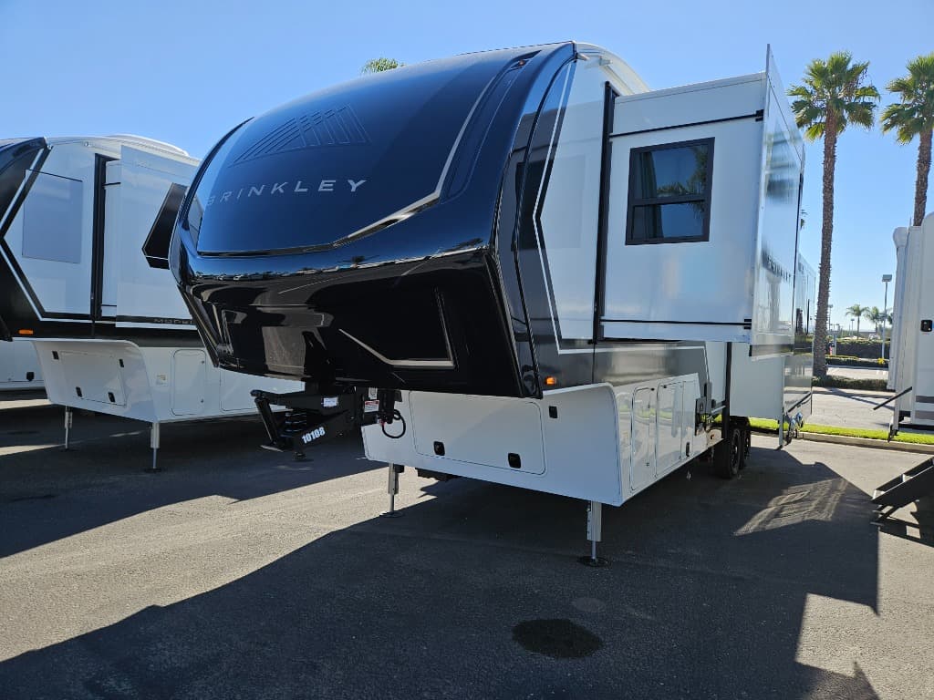 2026 Brinkley RV 2026 Brinkley RV Model Z - thumbnail 6