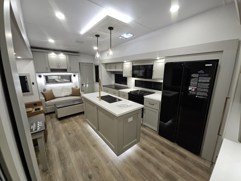 2026 Brinkley RV 2026 Brinkley RV Model Z - thumbnail 8