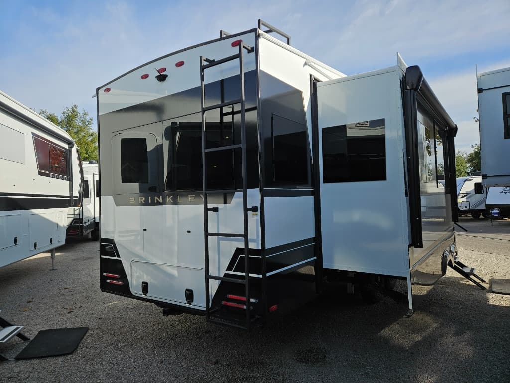 2026 Brinkley RV 2026 Brinkley RV Model Z - thumbnail 3
