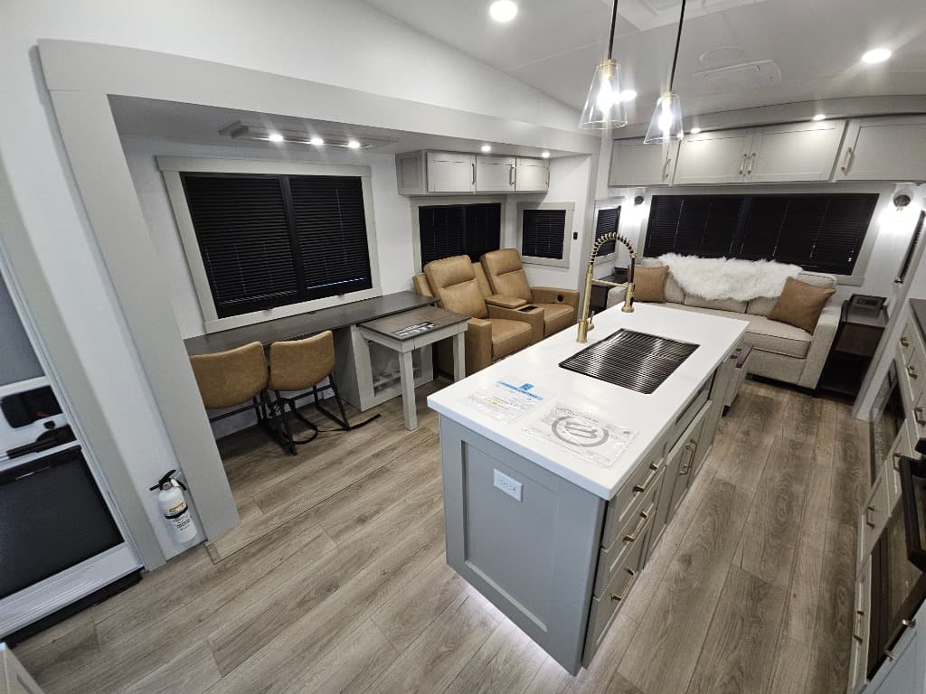 2026 Brinkley RV 2026 Brinkley RV Model Z - thumbnail 9