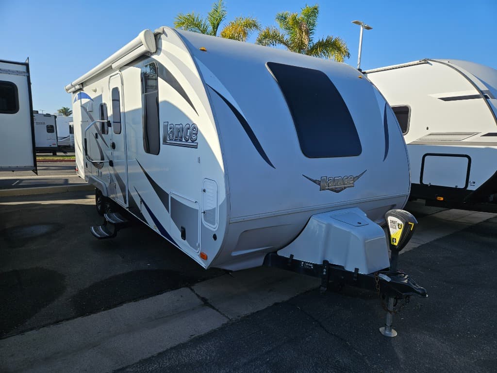 2018 Lance Travel Trailer 2295