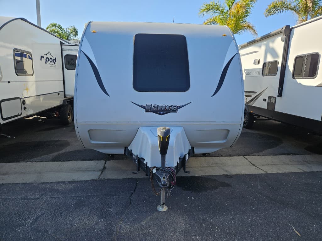 2018 Lance 2018 Lance Travel Trailer - thumbnail 6