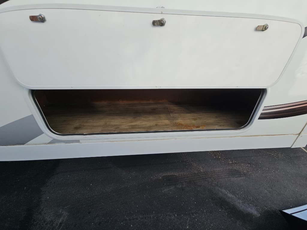 2018 Lance 2018 Lance Travel Trailer - thumbnail 54