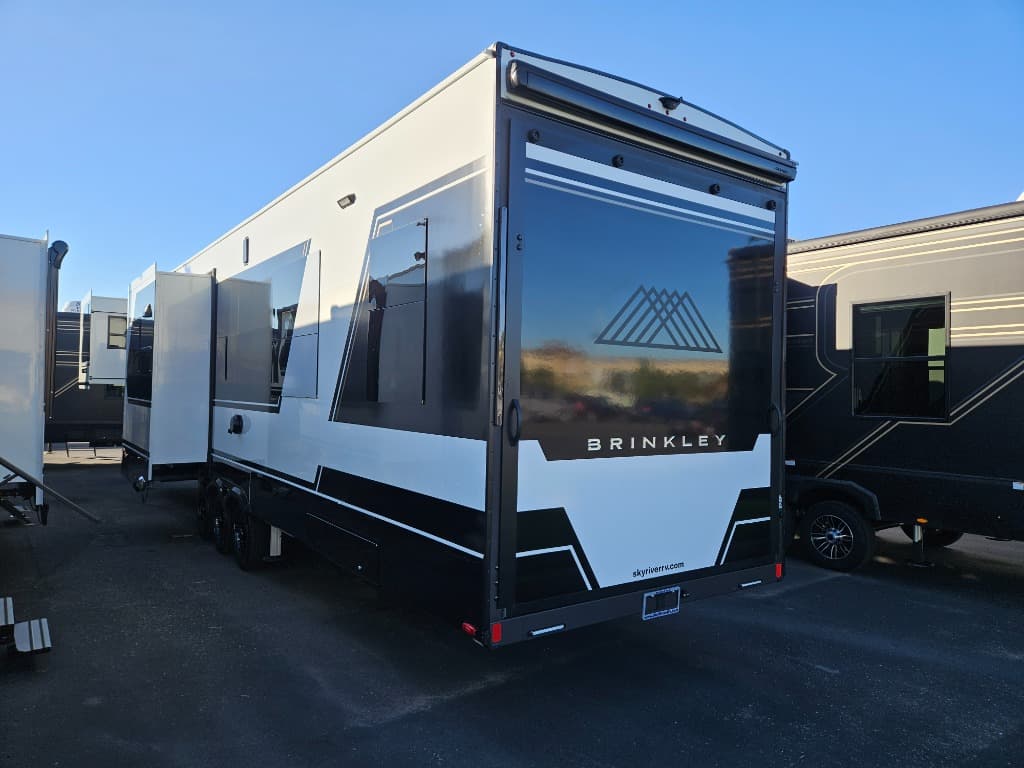 2026 Brinkley RV 2026 Brinkley RV Model G - thumbnail 5