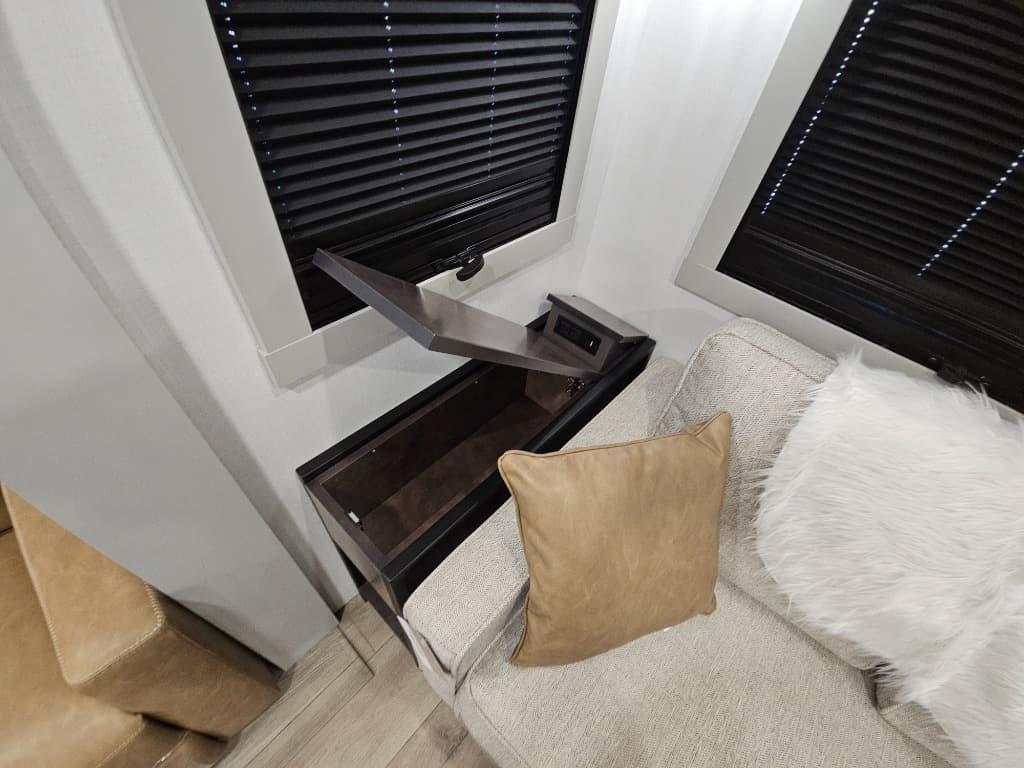 2026 Brinkley RV 2026 Brinkley RV Model Z - thumbnail 17