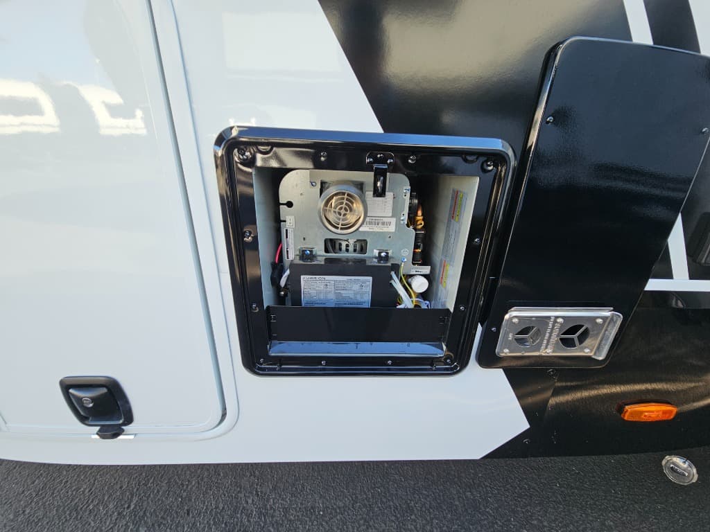 2026 Brinkley RV 2026 Brinkley RV Model Z - thumbnail 24