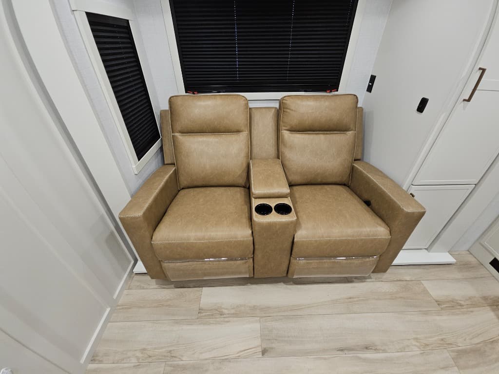 2026 Brinkley RV 2026 Brinkley RV Model Ix - thumbnail 9