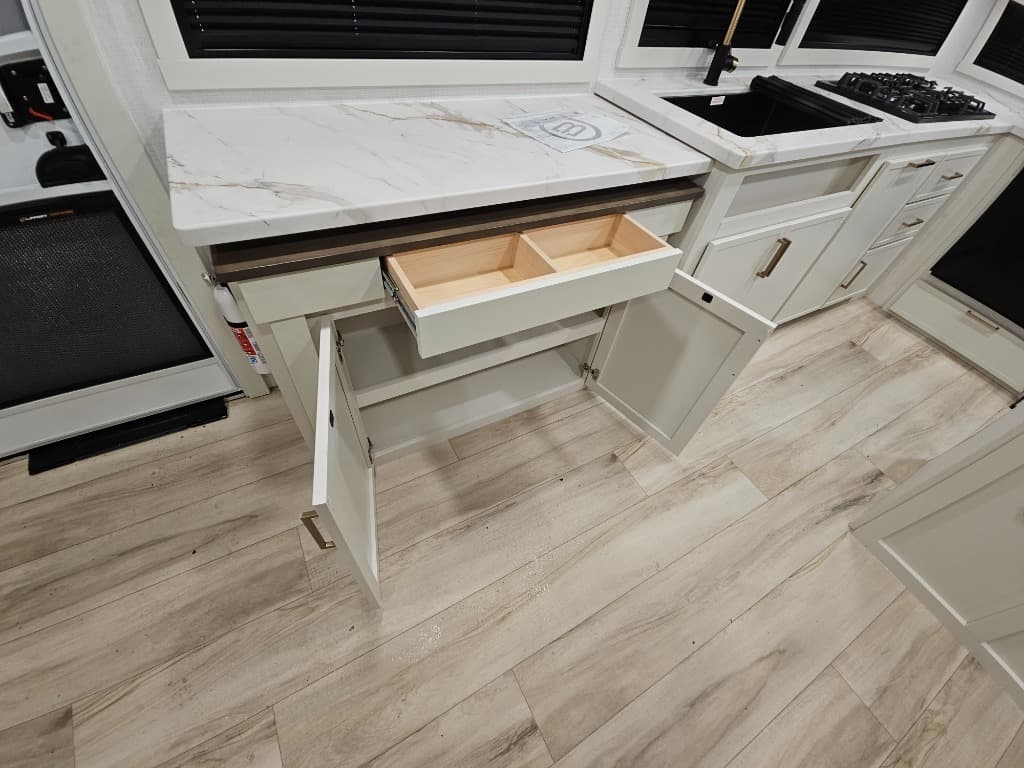 2026 Brinkley RV 2026 Brinkley RV Model Ix - thumbnail 12