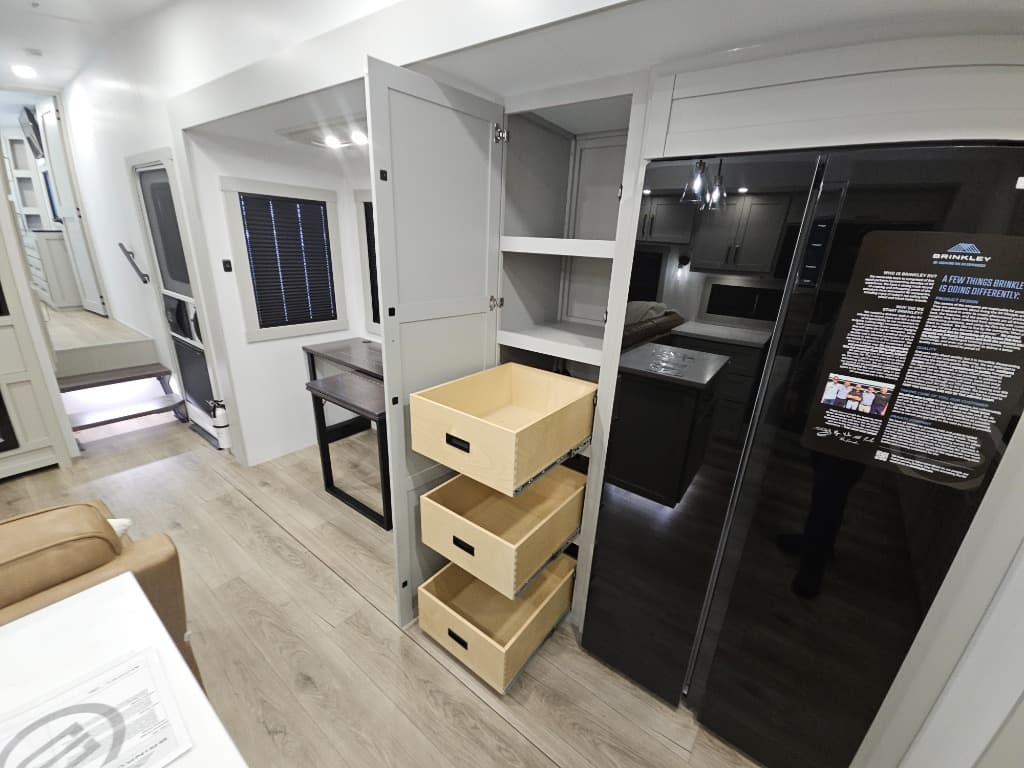 2026 Brinkley RV 2026 Brinkley RV Model Z - thumbnail 8