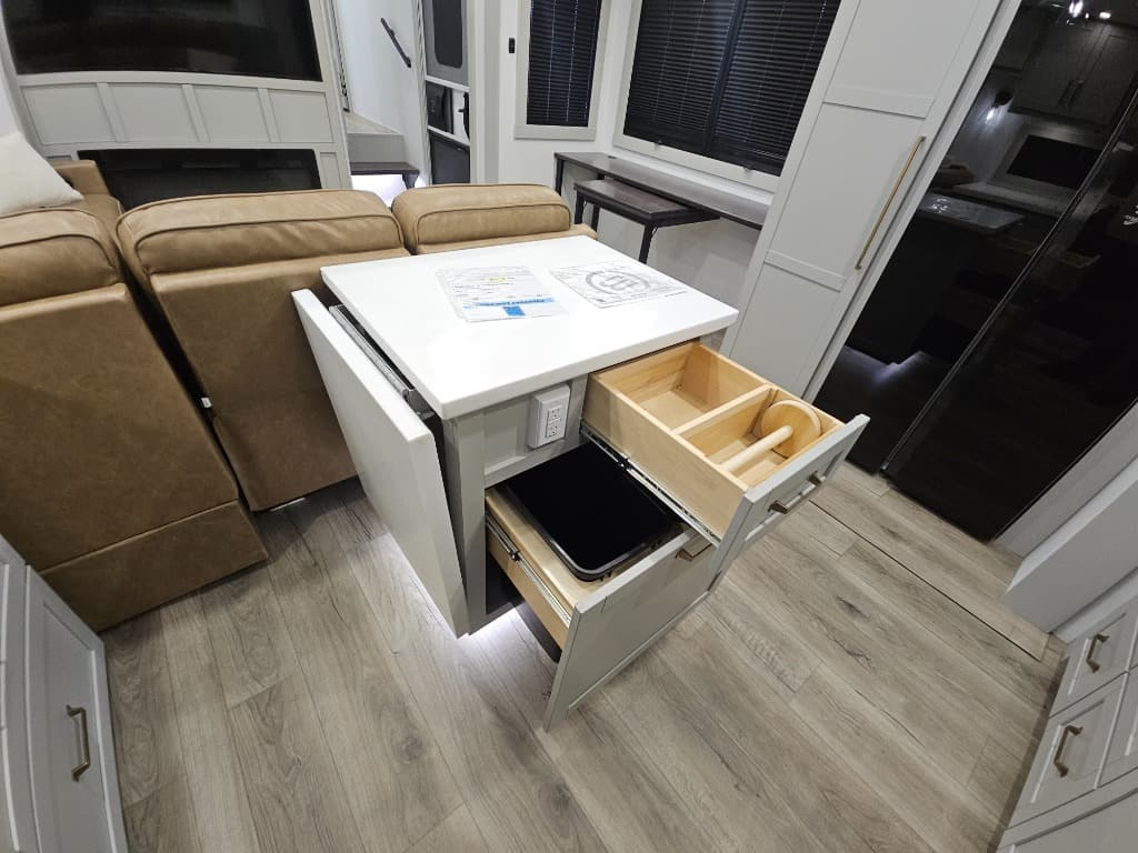 2026 Brinkley RV 2026 Brinkley RV Model Z - thumbnail 16